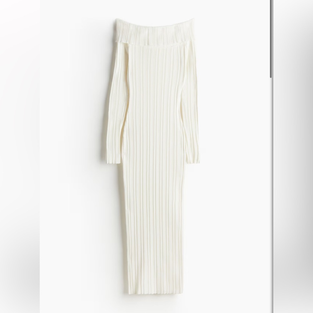 Gorgeous Off-the-shoulder White Ribbed Knit Dress. New with tags! NWT!